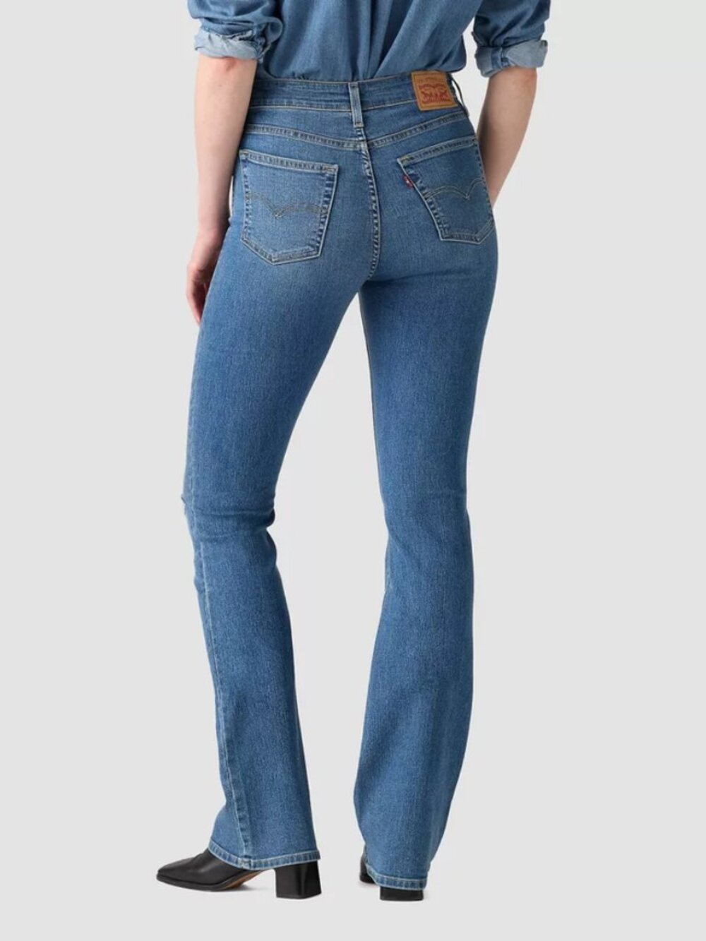 Levi's® Women's 725 High-Rise Bootcut Jeans - Timeless Tint 24 x 32 - Picture 2 of 4